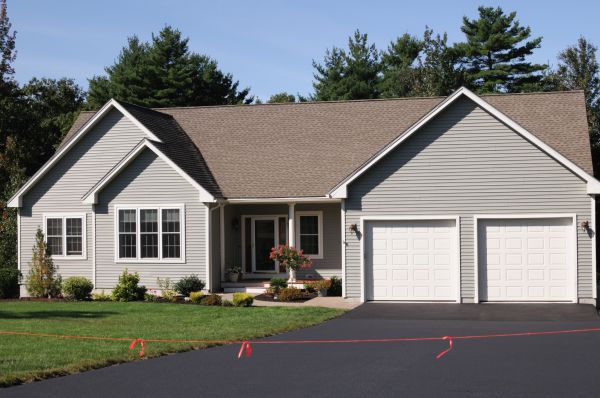 Blacktop Driveway Sealing in Sacramento