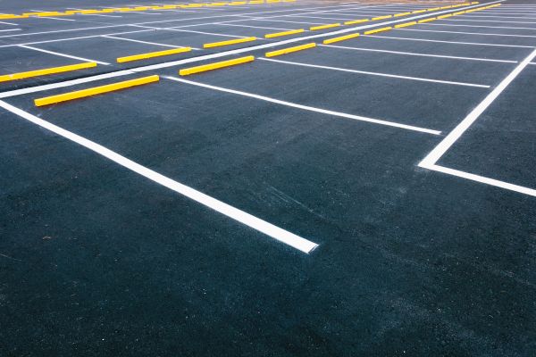 Asphalt Parking Lot Sealing in Sacramento